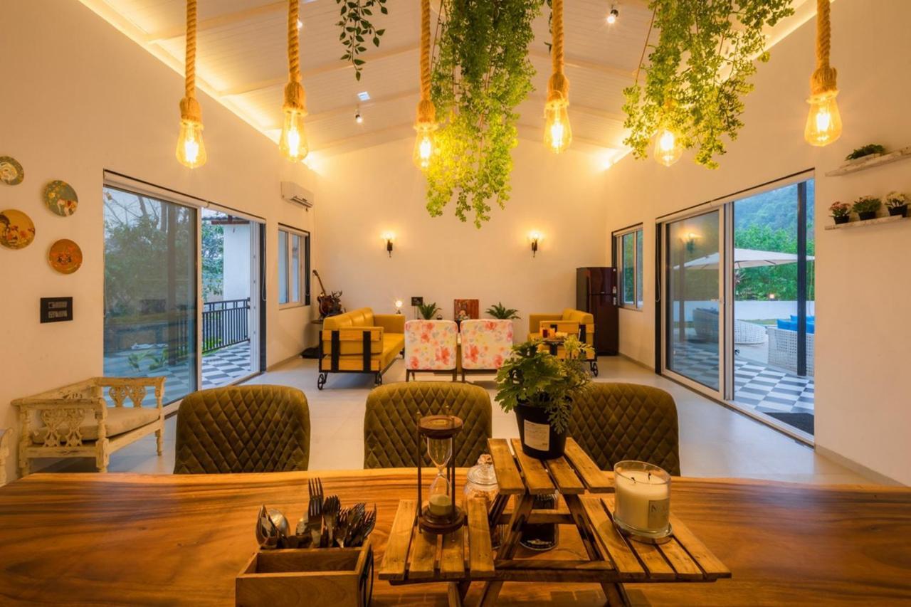 SaffronStays Turquoise Maison Karjat Extérieur photo