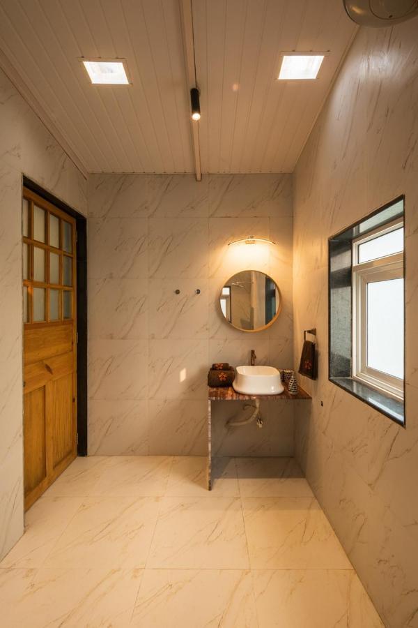 SaffronStays Turquoise Maison Karjat Extérieur photo